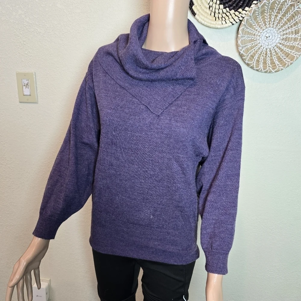 TWEEDS Sweater Small Merino Wool Shirred Turtleneck 3/4 Sleeve Pullover Purple